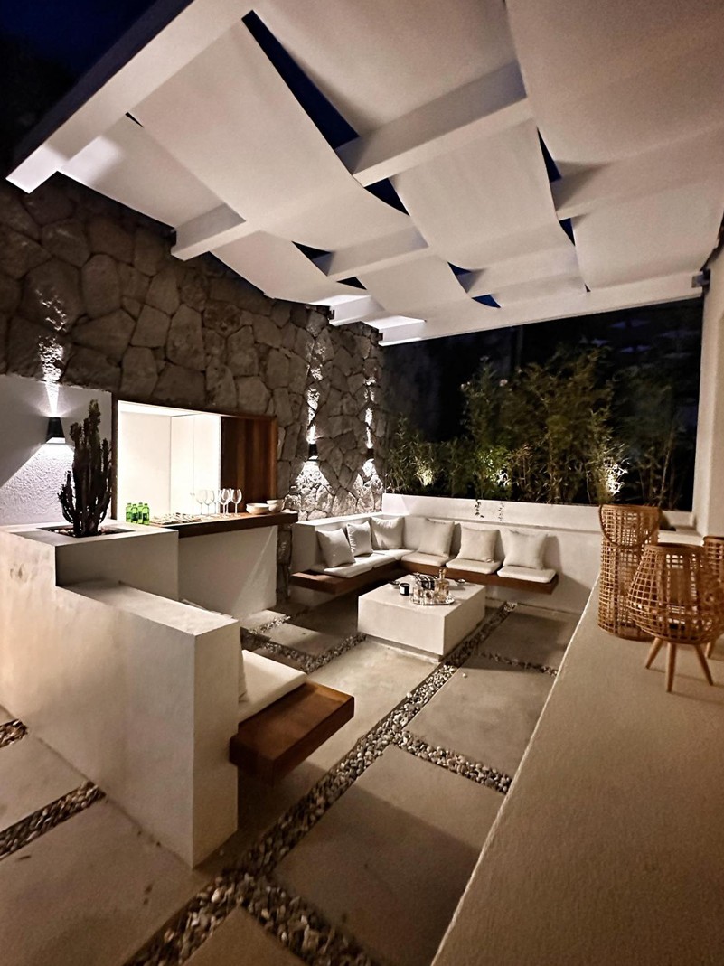 RS Evi Faz 1 — Gece aydınlatması ve gölgelik